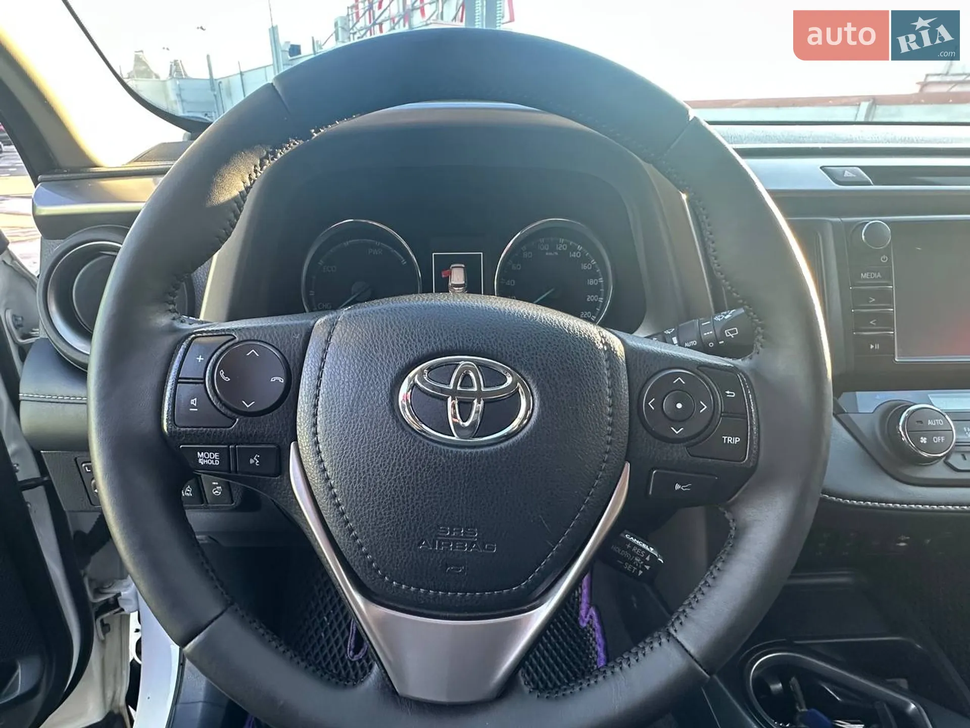 2017 Toyota RAV 4 - мініатюра 7
