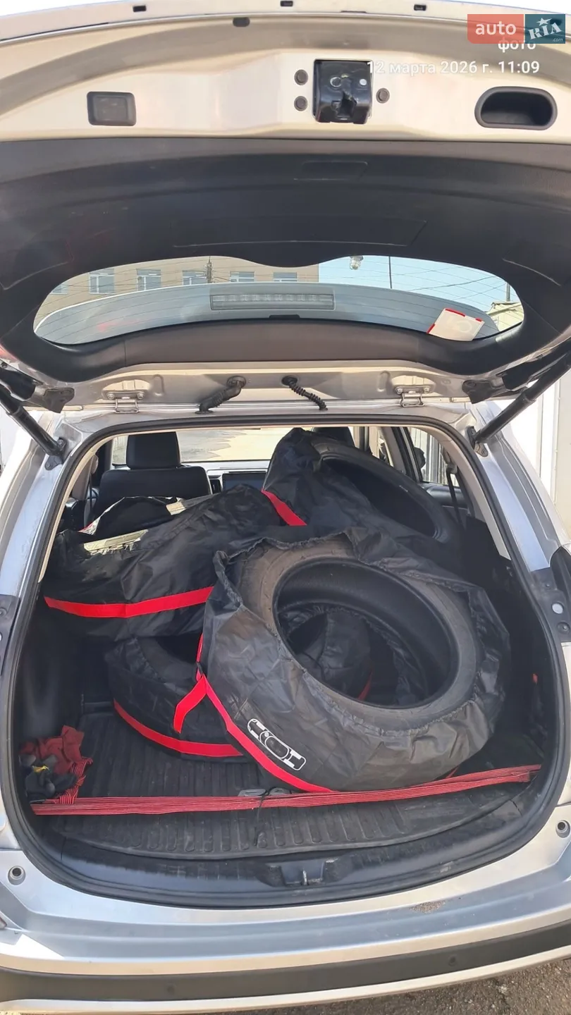 2016 Toyota RAV 4 - мініатюра 12
