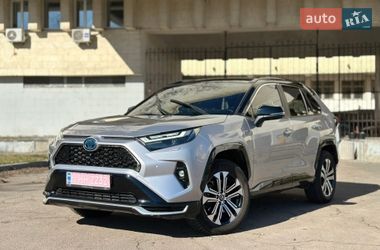 Позашляховик / Кросовер Toyota RAV4 2023 в Києві