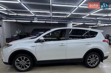 Позашляховик / Кросовер Toyota RAV4 2018 в Києві