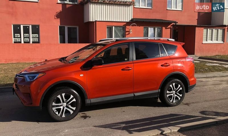 Внедорожник / Кроссовер Toyota RAV4 2016 в Харькове