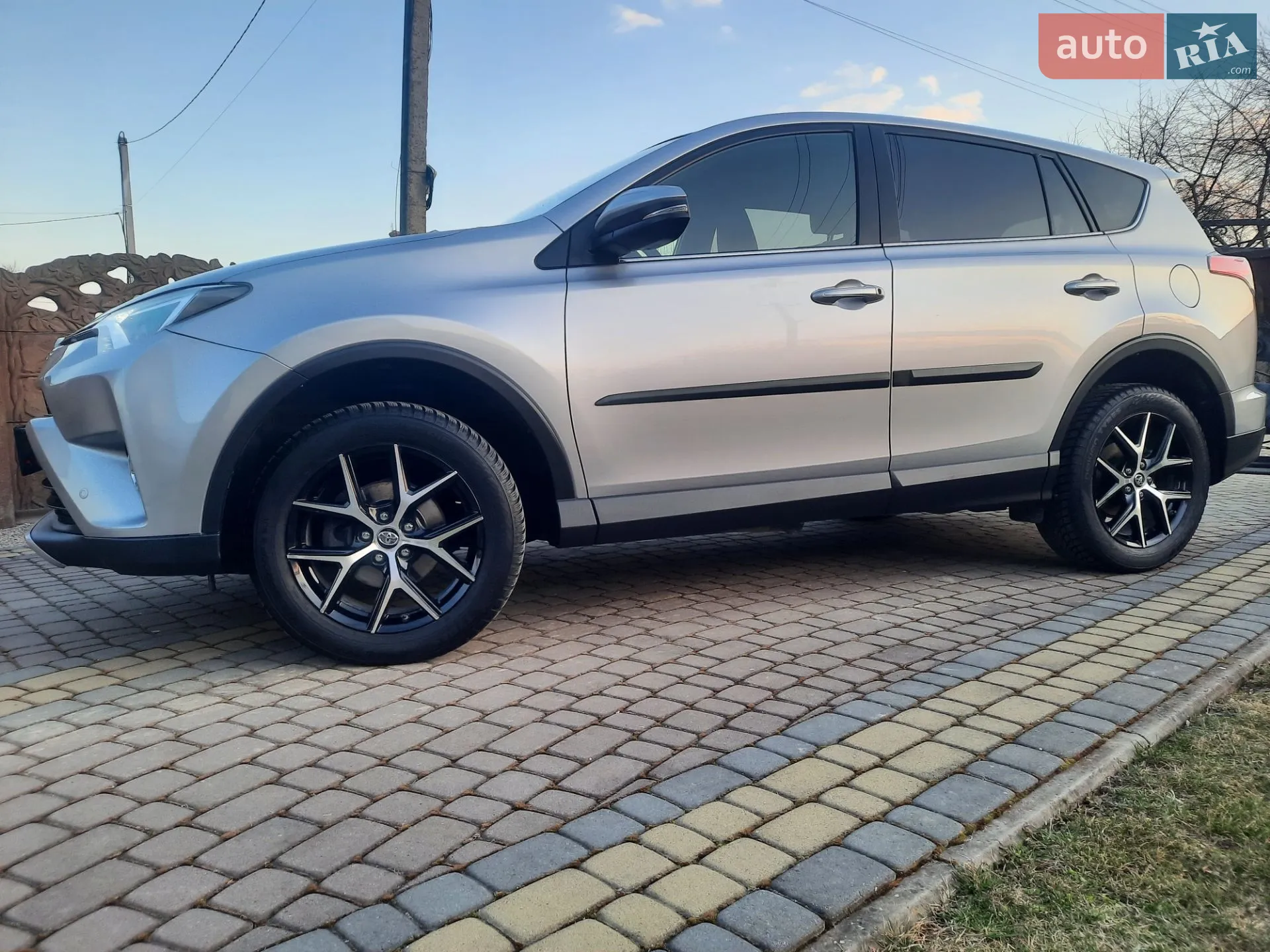 2017 Toyota RAV 4 - мініатюра 15