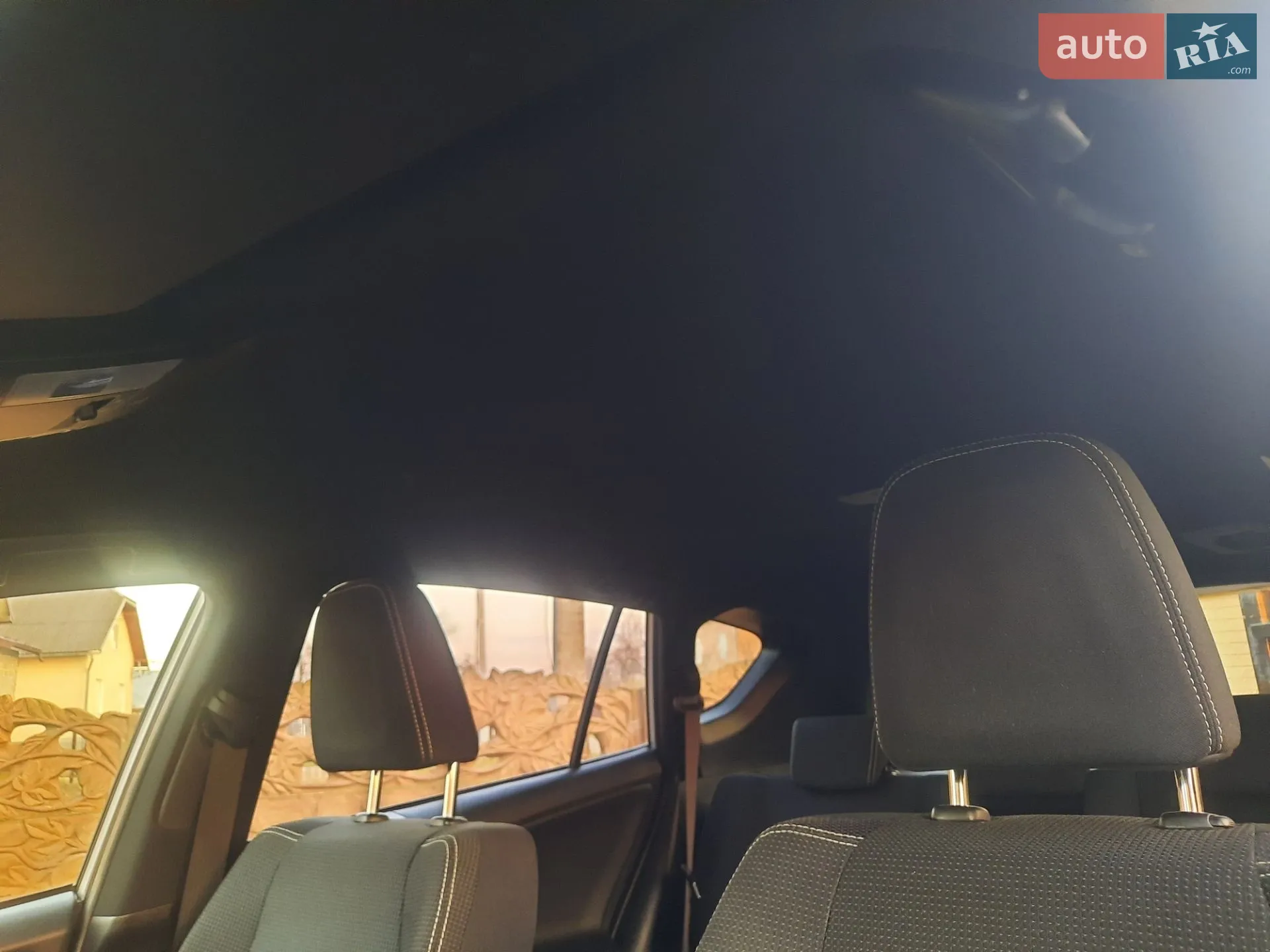 2017 Toyota RAV 4 - мініатюра 35