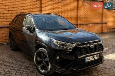Позашляховик / Кросовер Toyota RAV4 2020 в Києві