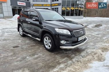 Внедорожник / Кроссовер Toyota RAV4 2010 в Чернигове