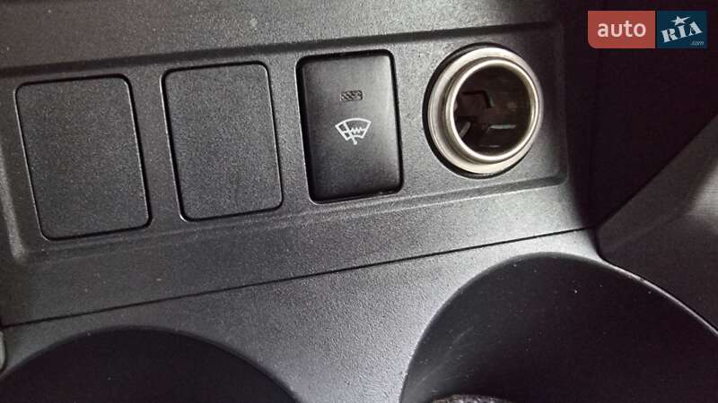 Внедорожник / Кроссовер Toyota RAV4 2006 в Кропивницком