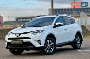 Позашляховик / Кросовер Toyota RAV4 2018 в Києві