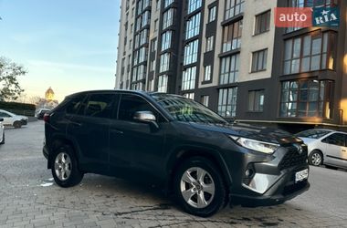 Внедорожник / Кроссовер Toyota RAV4 2021 в Ивано-Франковске