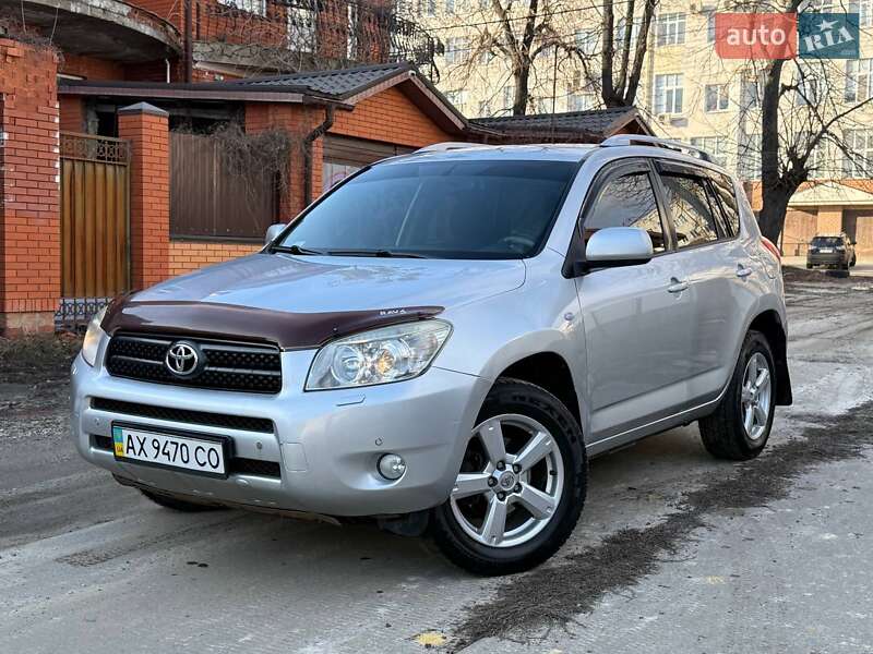Позашляховик / Кросовер Toyota RAV4 2007 в Харкові