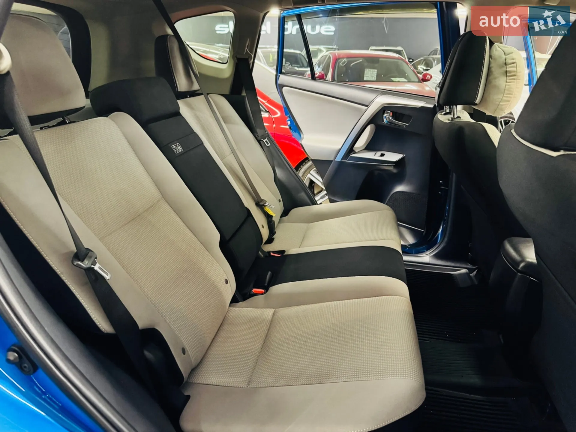 2017 Toyota RAV 4 - мініатюра 17