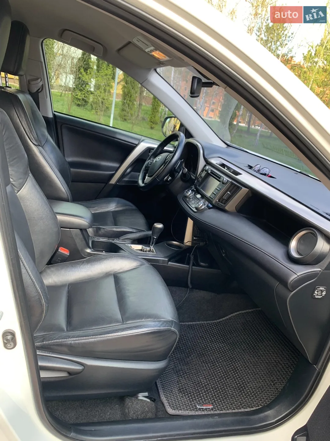 2013 Toyota RAV 4 - мініатюра 7