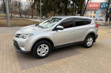 Внедорожник / Кроссовер Toyota RAV4 2013 в Киеве