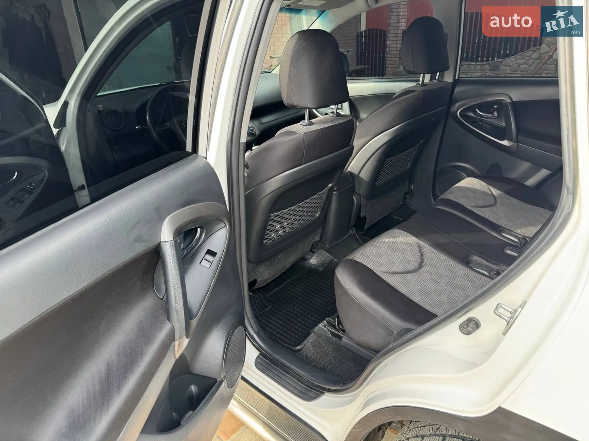 2012 Toyota RAV 4 - мініатюра 11