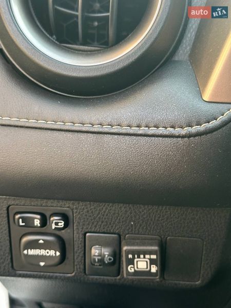 Позашляховик / Кросовер Toyota RAV4 2017 в Дрогобичі