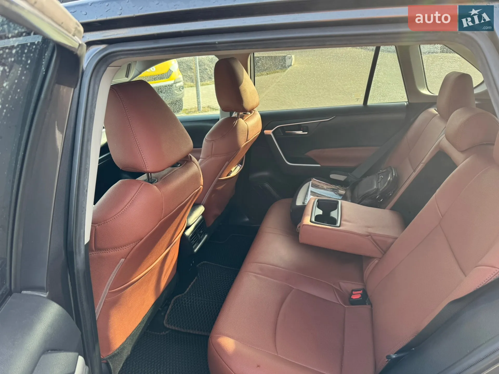 2020 Toyota RAV 4 - мініатюра 9