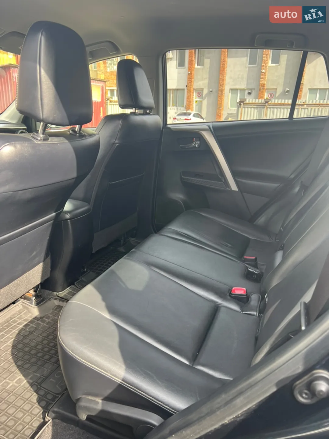 2015 Toyota RAV 4 - мініатюра 15