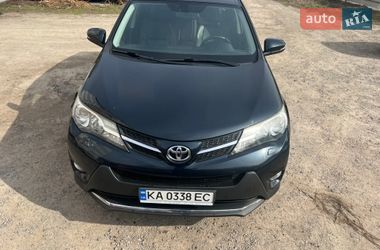 Внедорожник / Кроссовер Toyota RAV4 2015 в Ивано-Франковске
