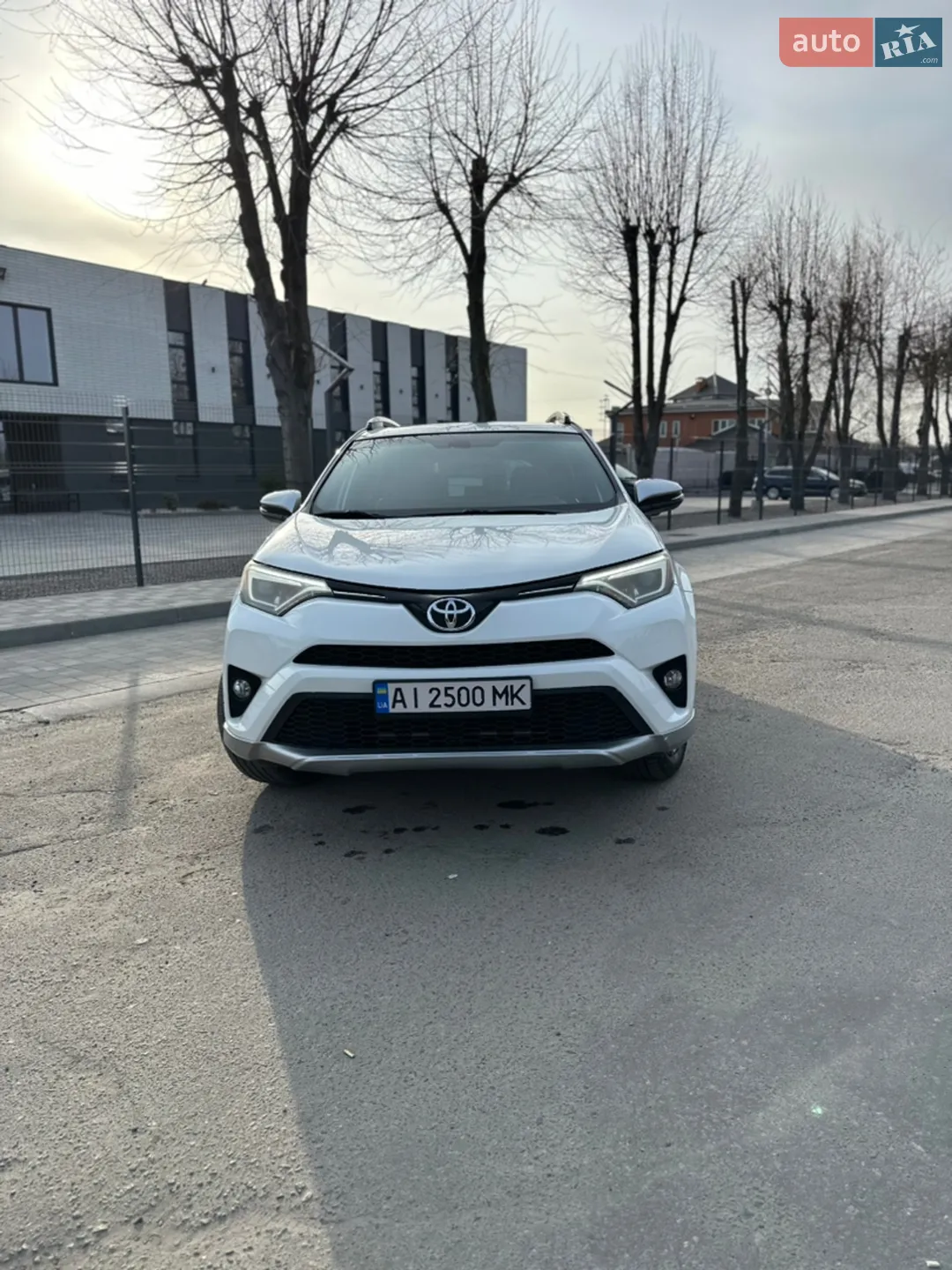 2016 Toyota RAV 4 - мініатюра 2
