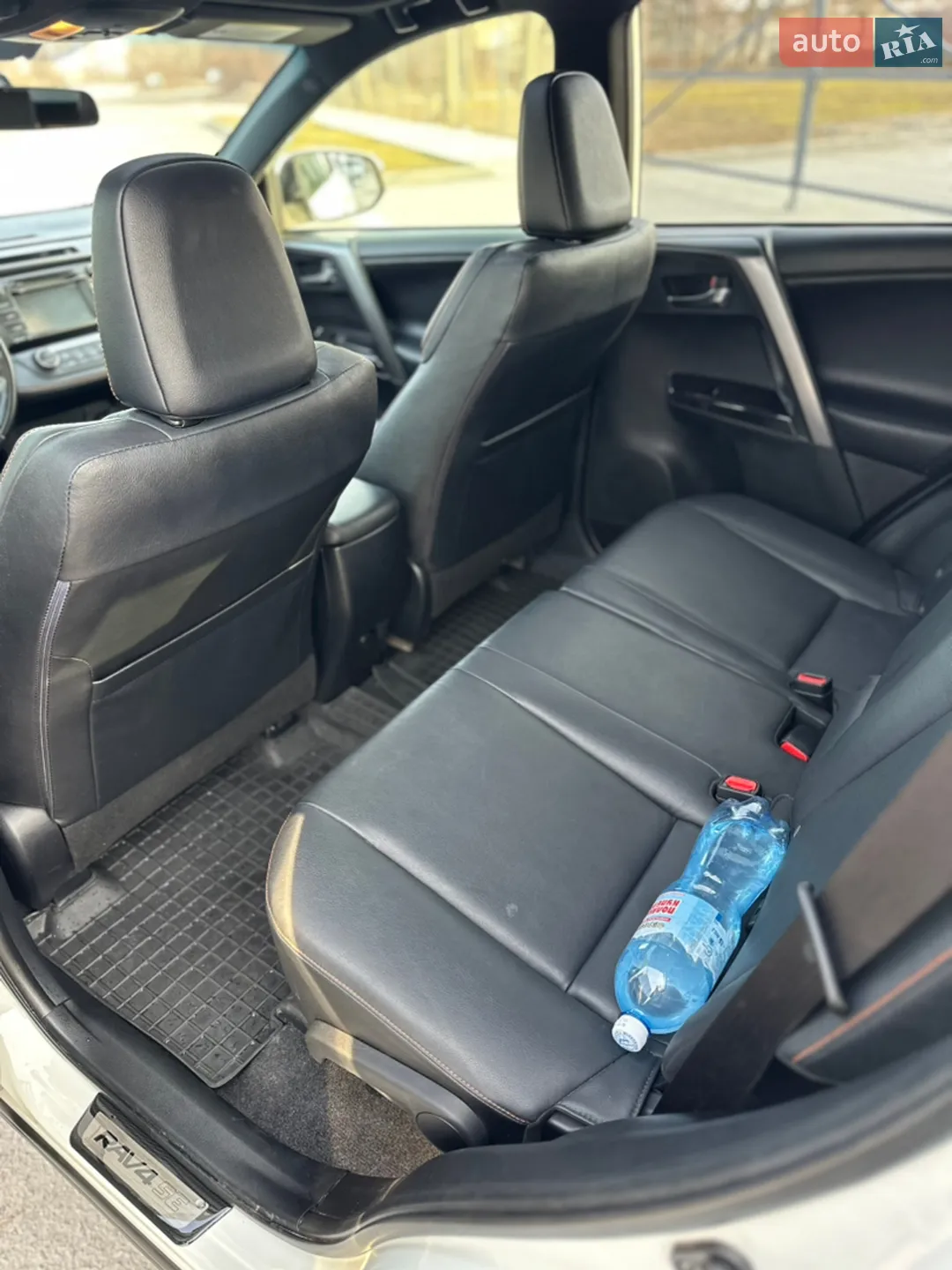2016 Toyota RAV 4 - мініатюра 18