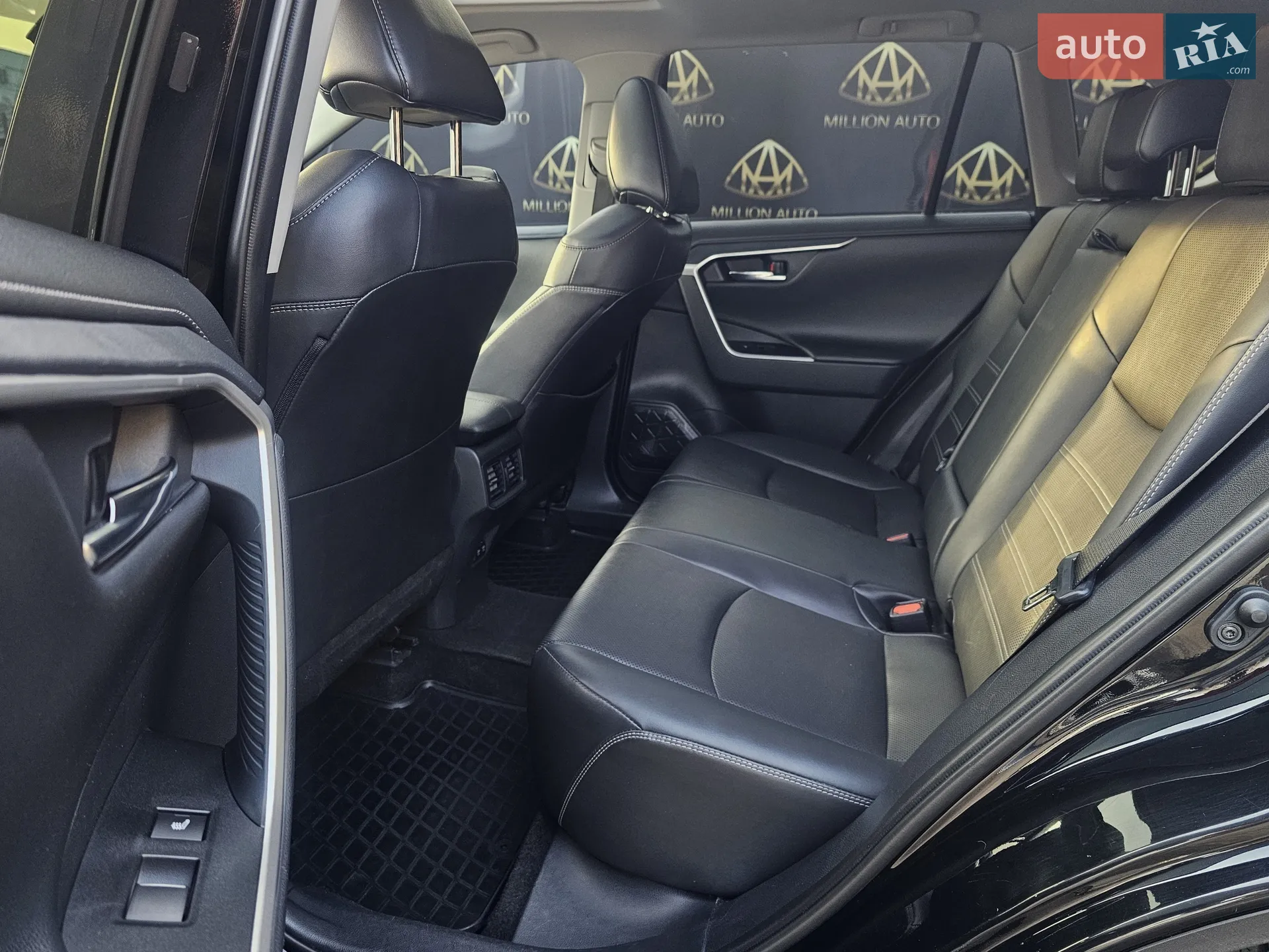2019 Toyota RAV 4 - мініатюра 14