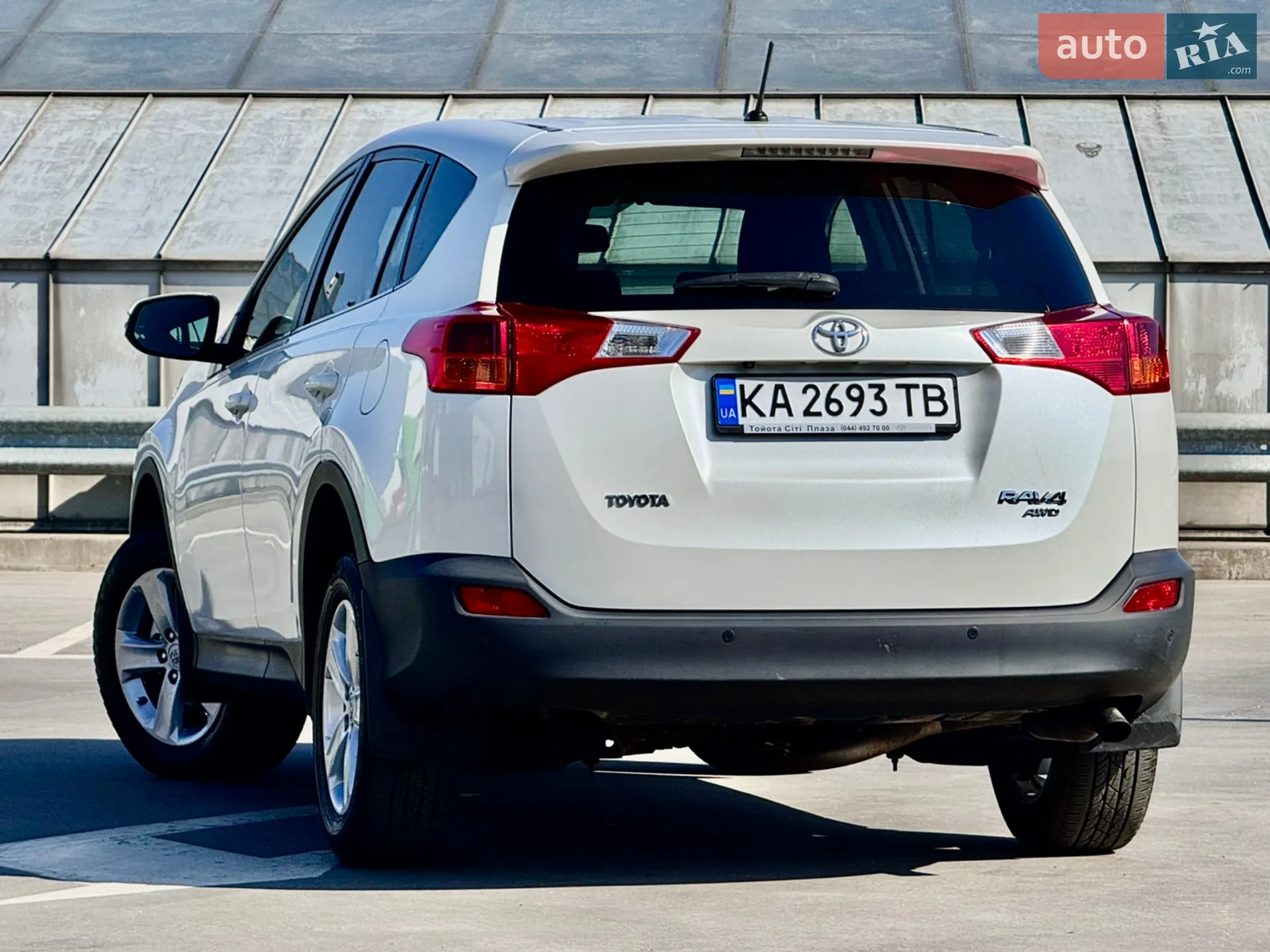 2014 Toyota RAV 4 - мініатюра 10