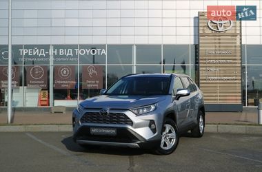 Позашляховик / Кросовер Toyota RAV4 2020 в Києві