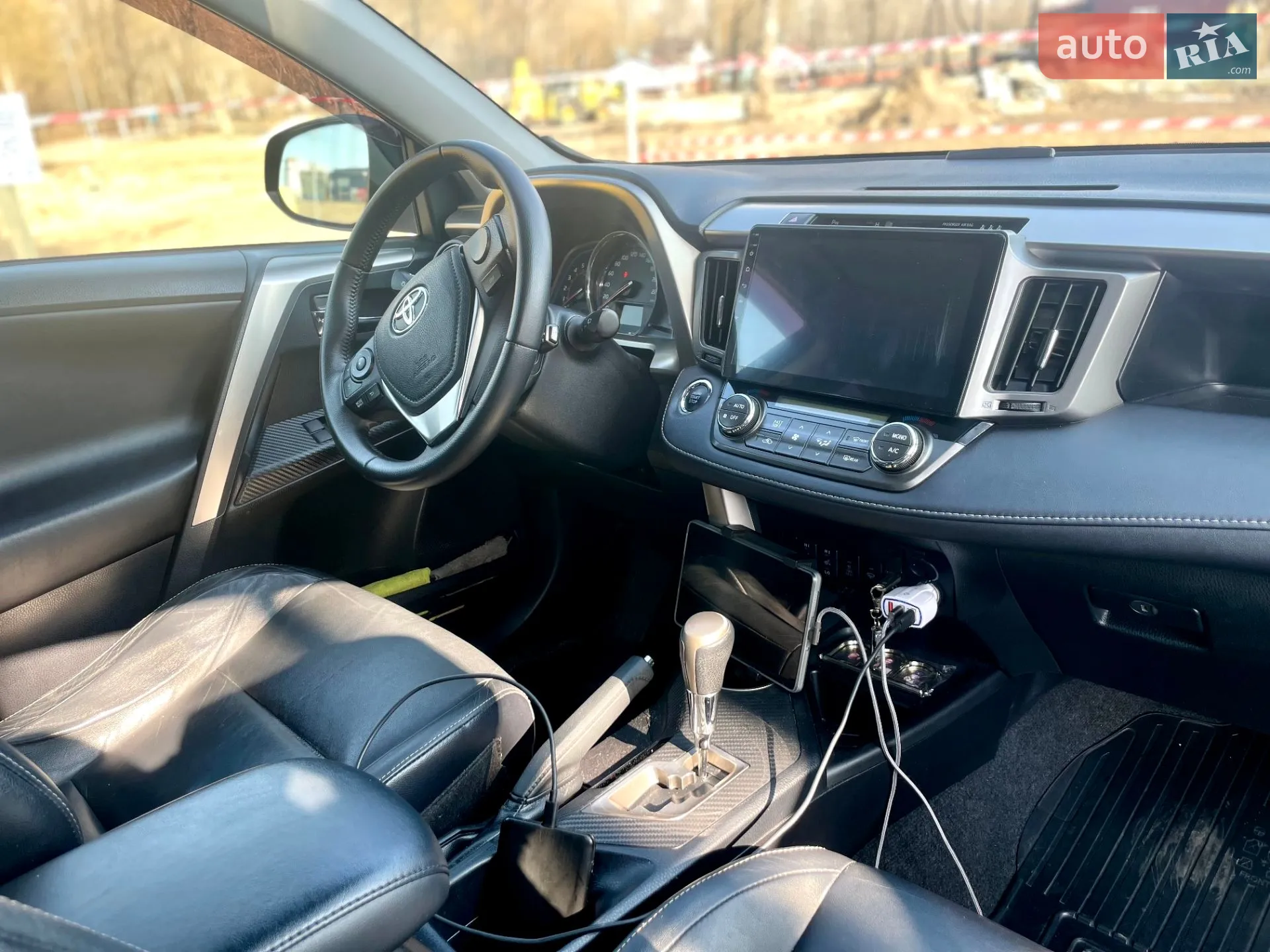 2014 Toyota RAV 4 - мініатюра 10