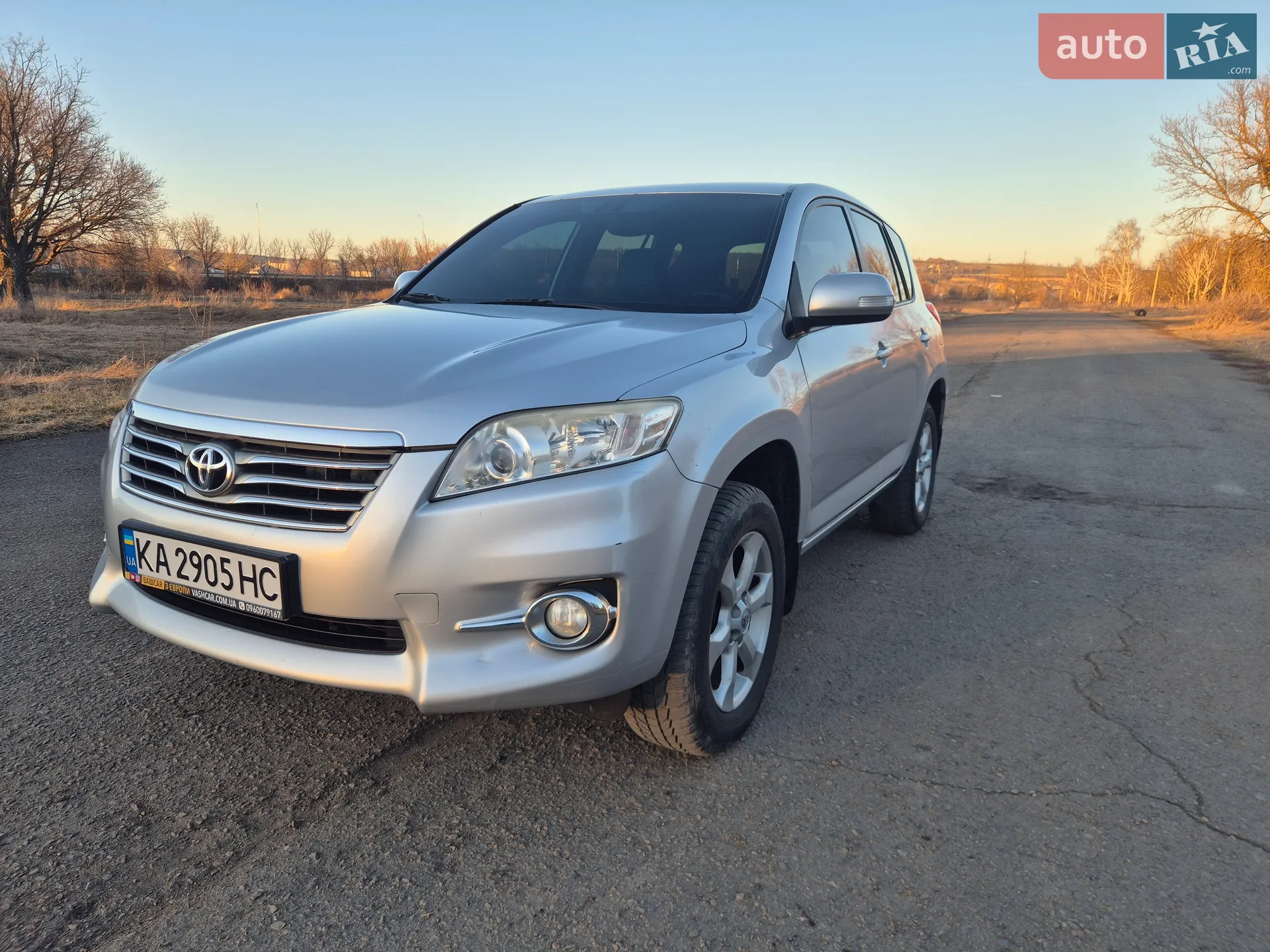 2010 Toyota RAV 4 - фото 1