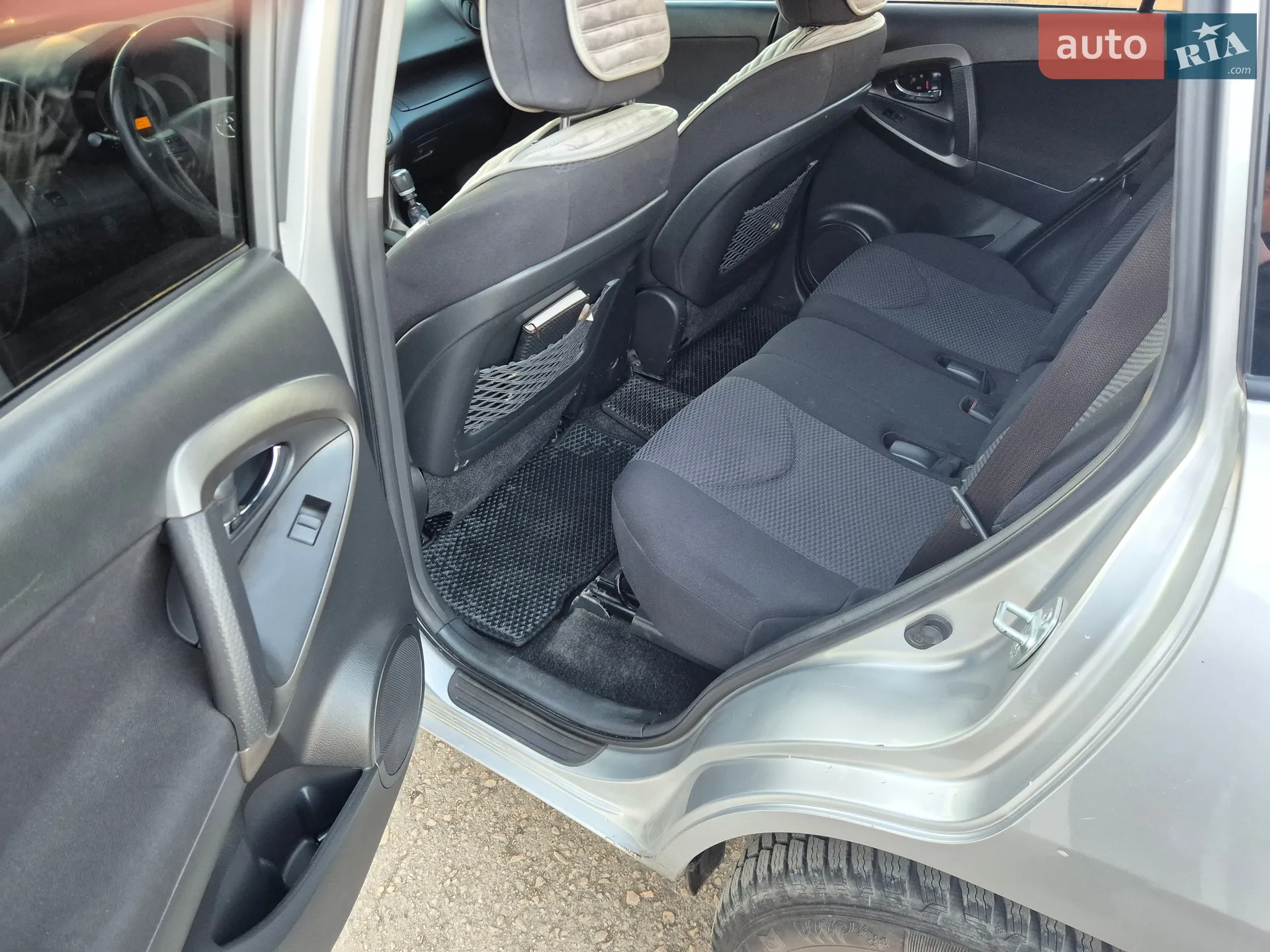 2010 Toyota RAV 4 - мініатюра 16