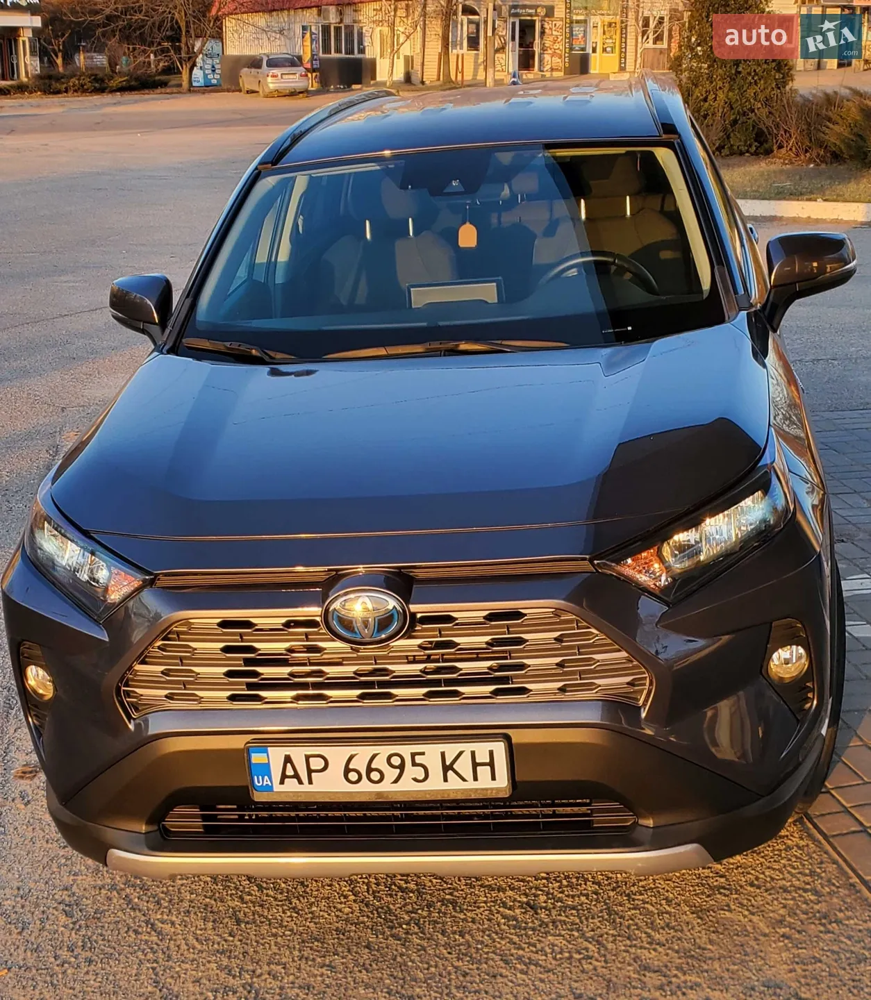 2021 Toyota RAV 4 - мініатюра 8