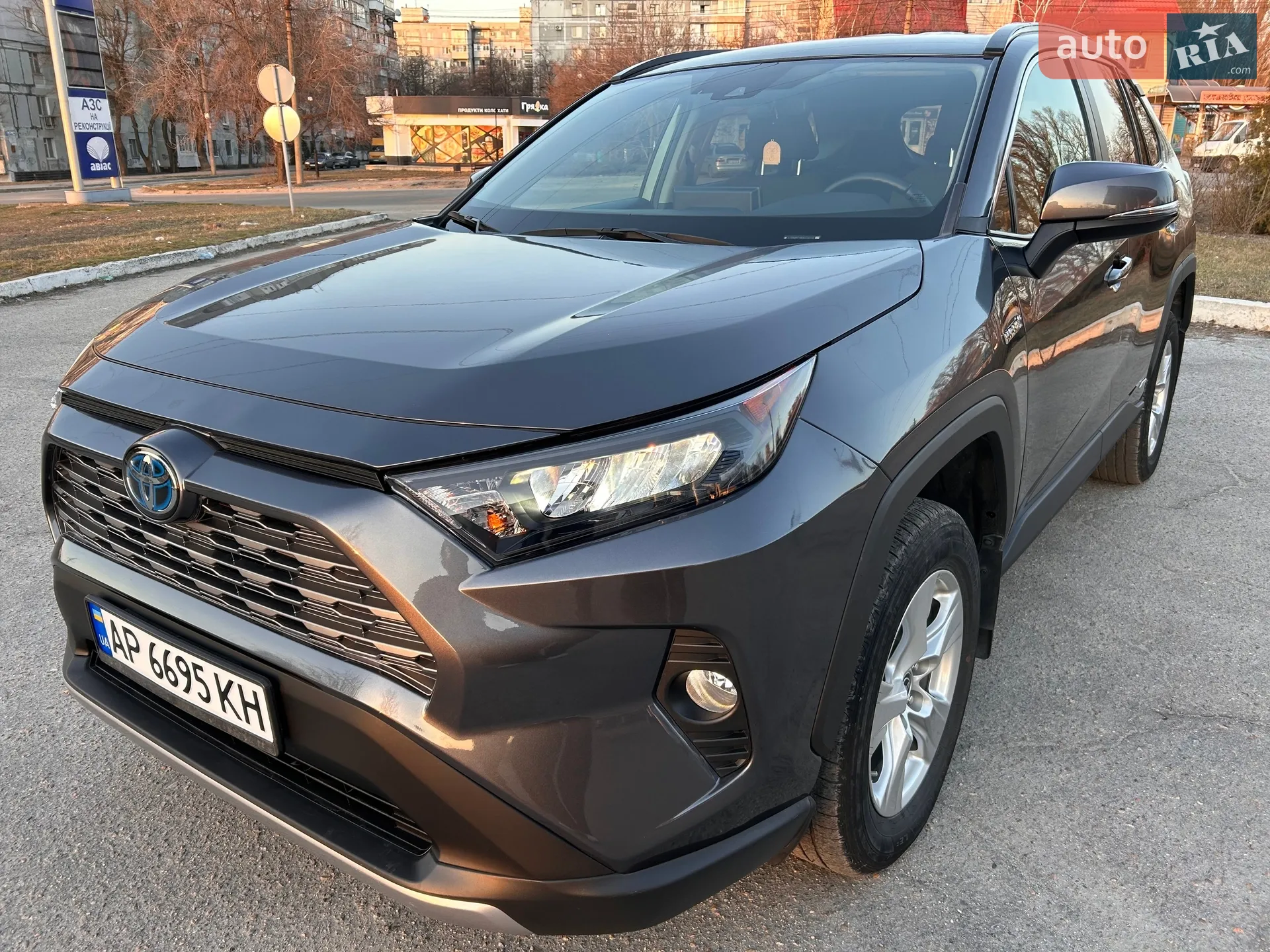 2021 Toyota RAV 4 - мініатюра 23
