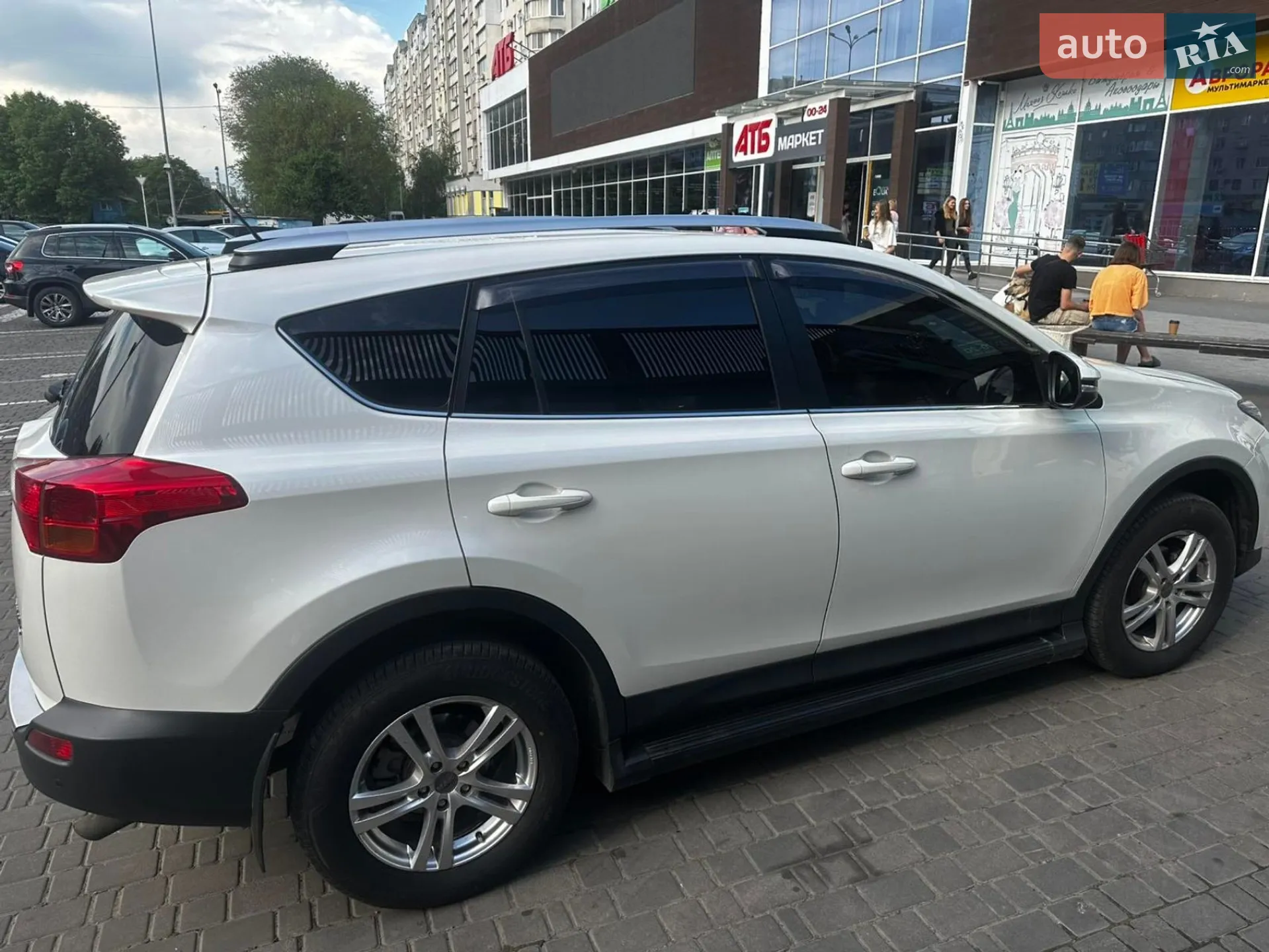 2015 Toyota RAV 4 - мініатюра 5