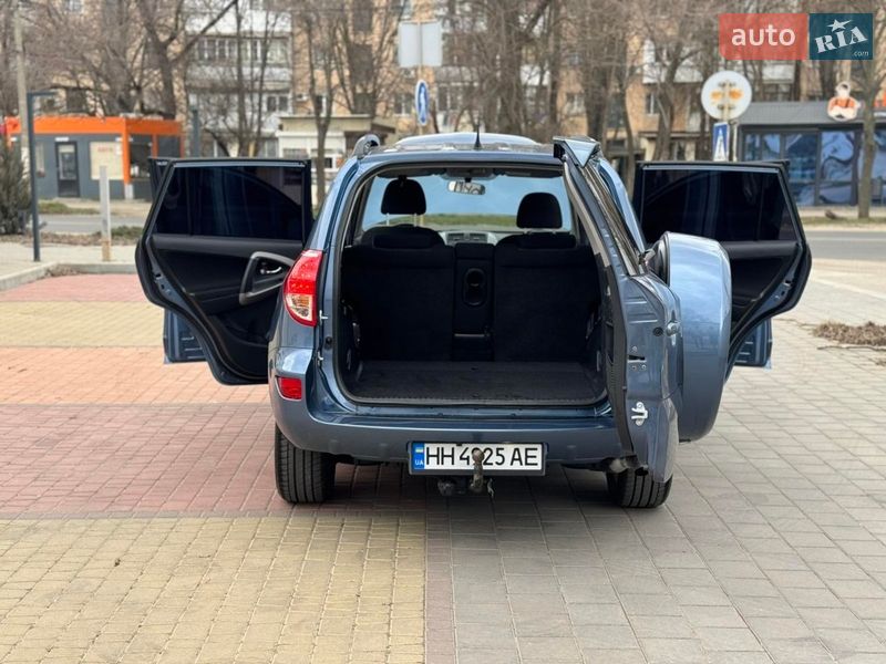Позашляховик / Кросовер Toyota RAV4 2008 в Одесі