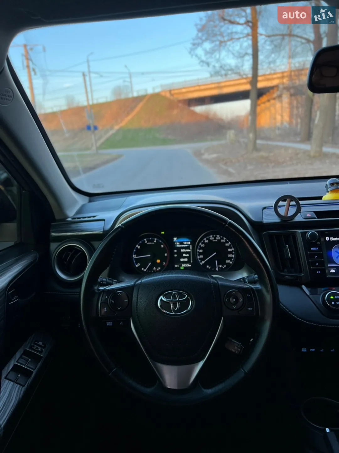 2017 Toyota RAV 4 - мініатюра 22