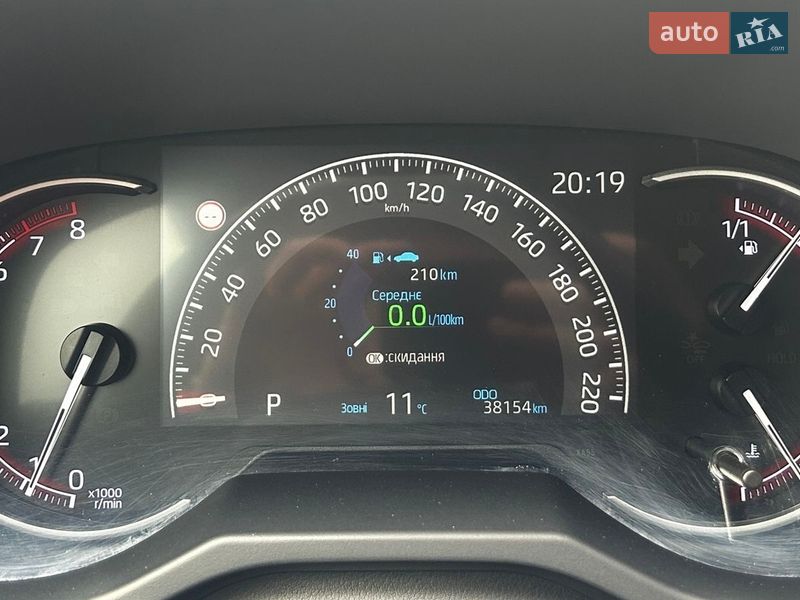 Внедорожник / Кроссовер Toyota RAV4 2020 в Черновцах