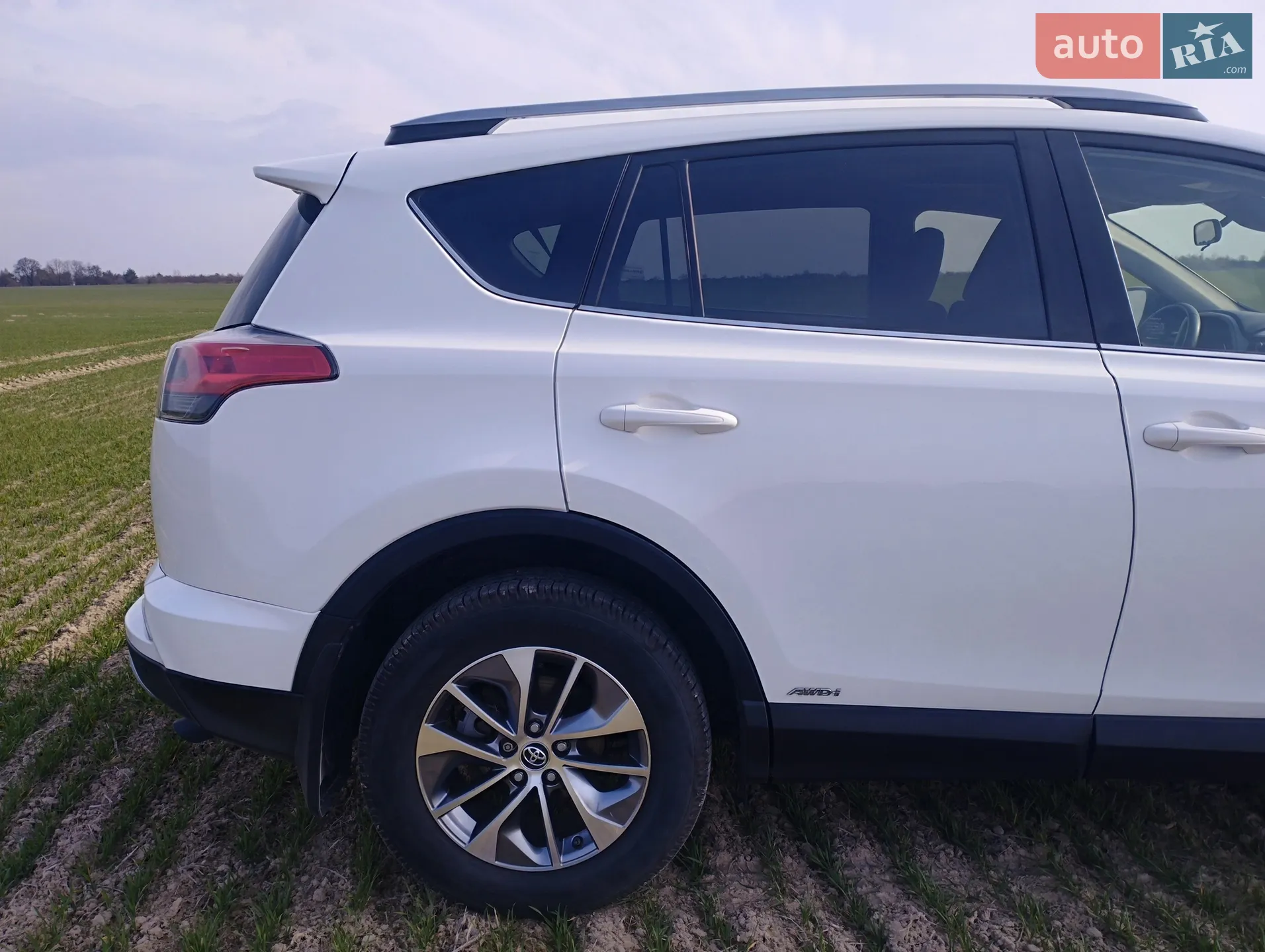2017 Toyota RAV 4 - мініатюра 41