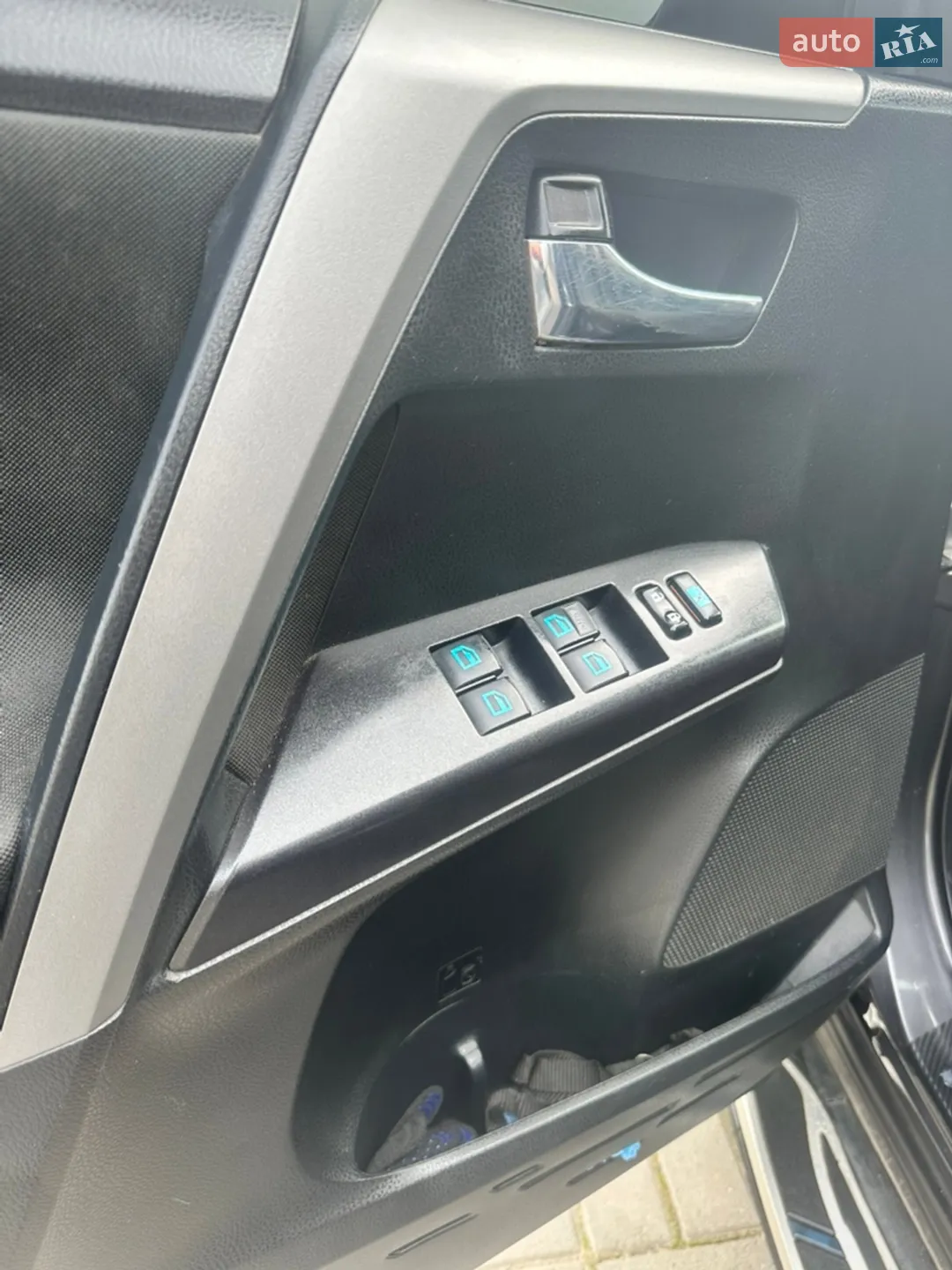 2016 Toyota RAV 4 - мініатюра 17