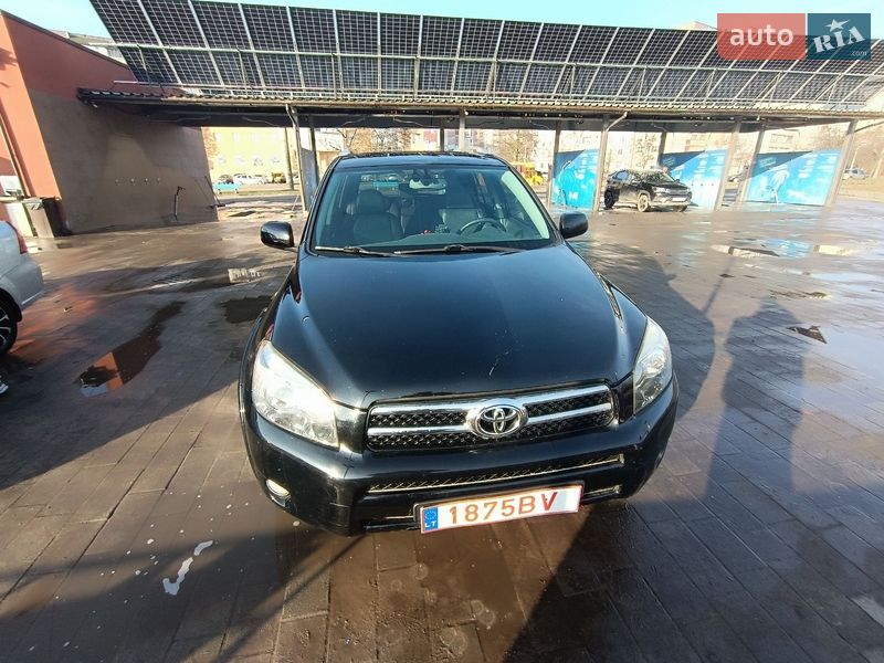 Позашляховик / Кросовер Toyota RAV4 2007 в Сумах