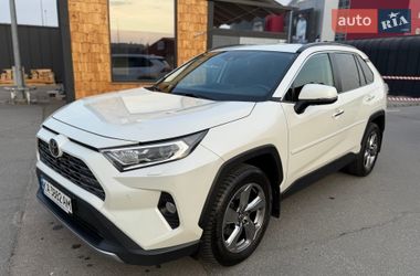 Позашляховик / Кросовер Toyota RAV4 2020 в Києві