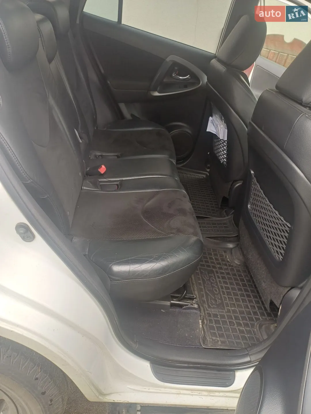 2012 Toyota RAV 4 - мініатюра 10