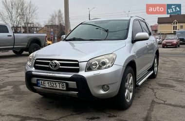 Позашляховик / Кросовер Toyota RAV4 2008 в Дніпрі