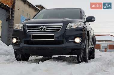 Внедорожник / Кроссовер Toyota RAV4 2011 в Золочеве