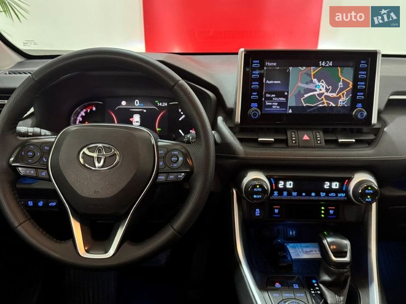 Внедорожник / Кроссовер Toyota RAV4 2019 в Ужгороде