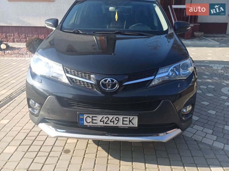 Внедорожник / Кроссовер Toyota RAV4 2014 в Вижнице