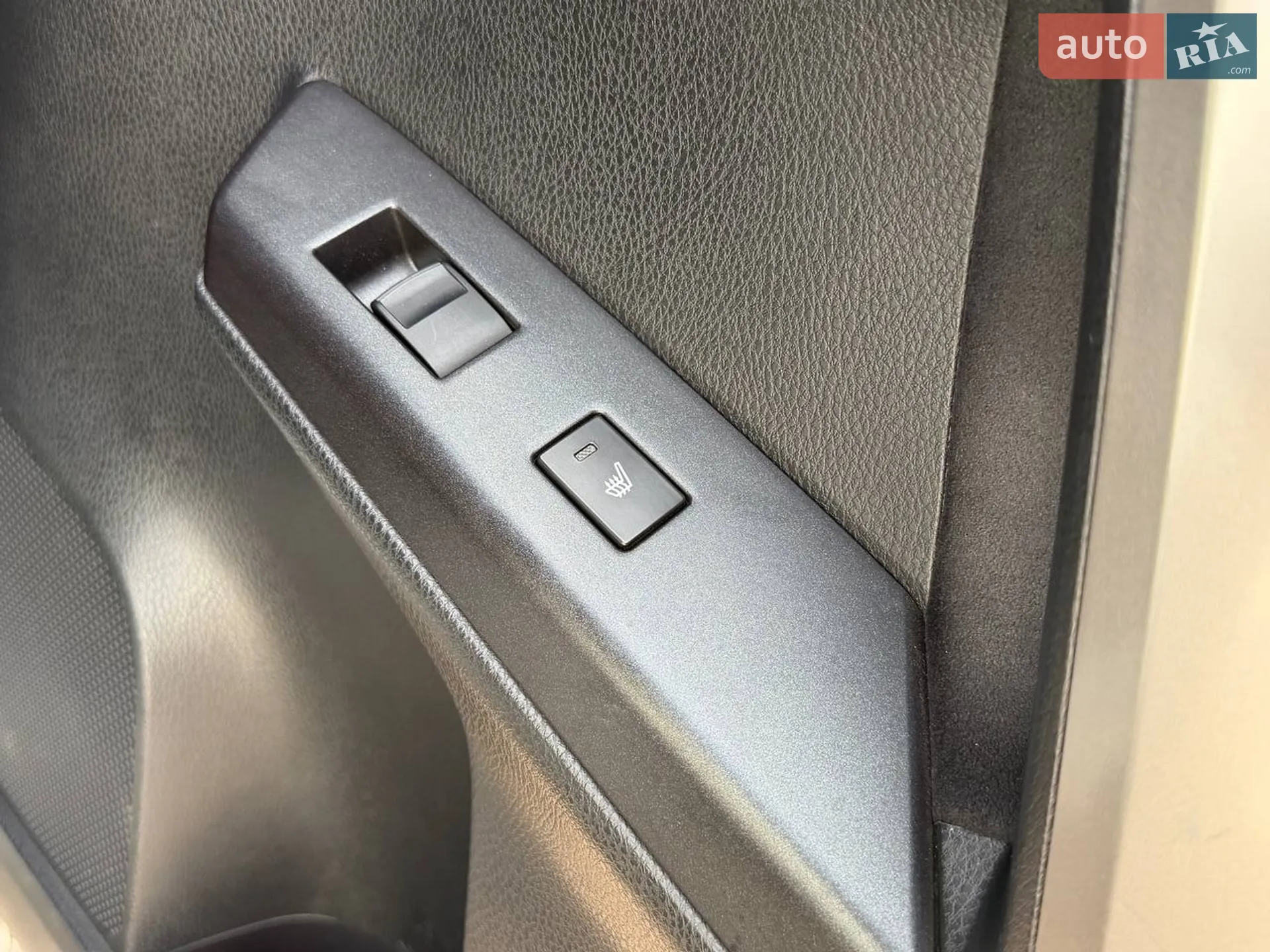 2018 Toyota RAV 4 - мініатюра 33