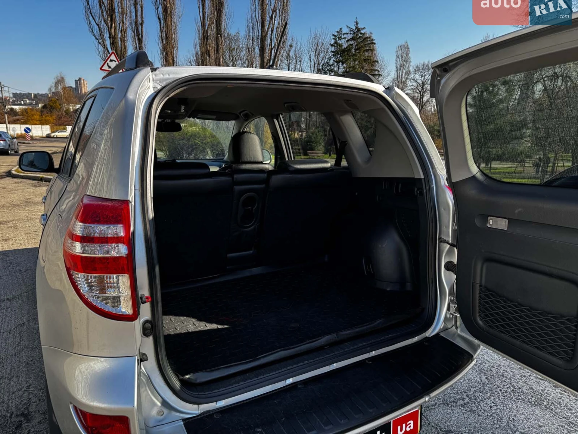 2012 Toyota RAV 4 - мініатюра 11