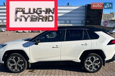 Внедорожник / Кроссовер Toyota RAV4 2021 в Житомире