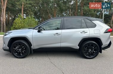 Позашляховик / Кросовер Toyota RAV4 2023 в Полтаві