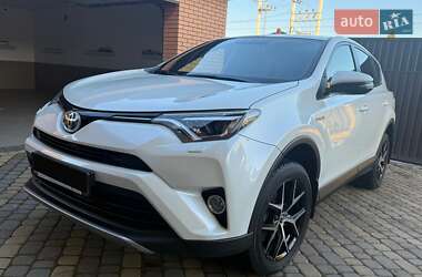 Внедорожник / Кроссовер Toyota RAV4 2016 в Киеве
