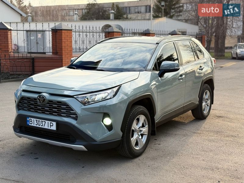 Toyota RAV4 2021